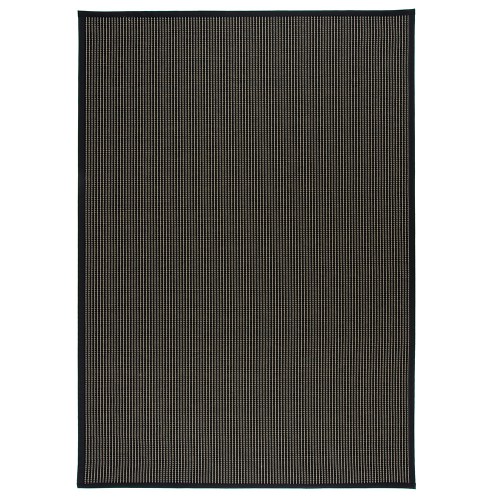 Černý kusový koberec Lyyra tkaný z bavlny a papírového vlákna od finského výrobce VM-Carpet