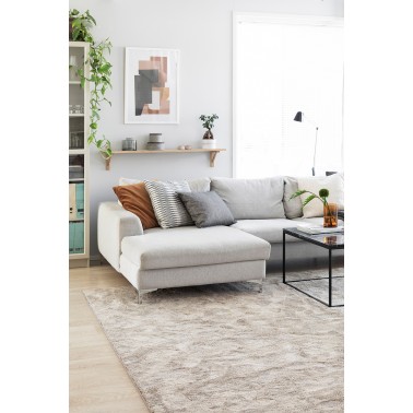 Béžový kusový shaggy koberec  Silkkitie od finského výrobce VM-Carpet